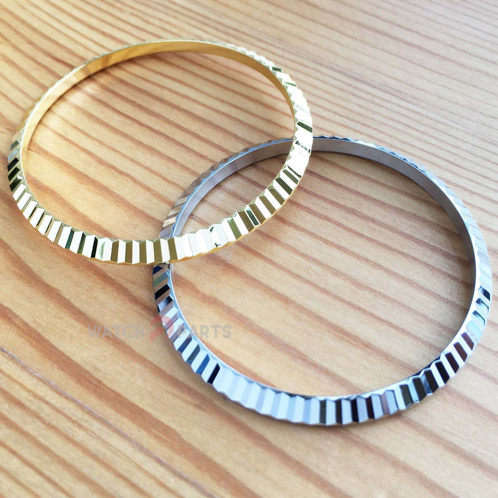 Bisel de anillo estriado de ac - Rolex Watch Datejust reseña y precio