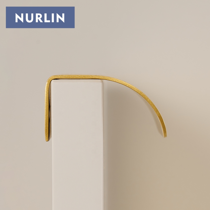 Nurlin, tirador de borde corto - Curved Spring Bar reseña y precio